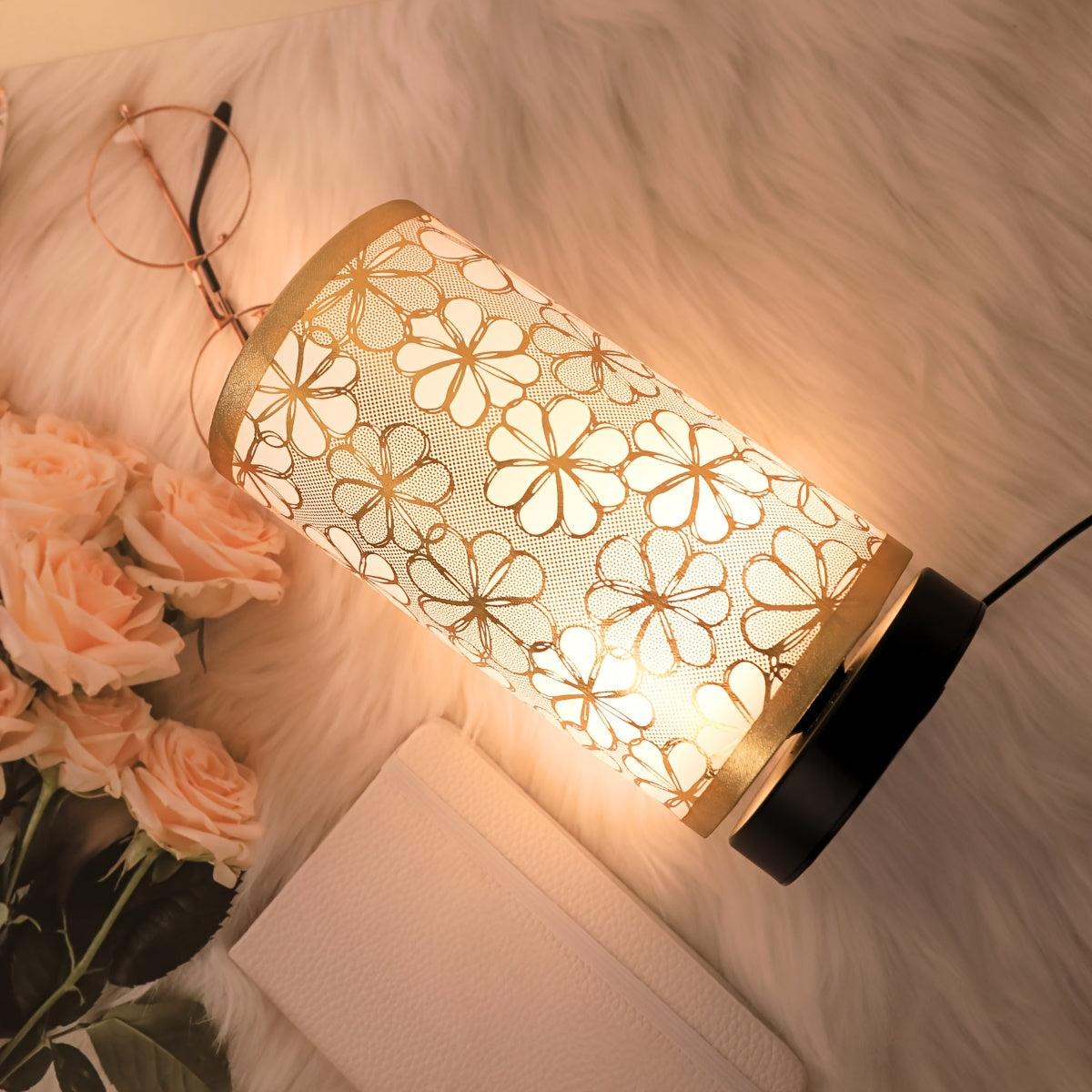 1pc Modern Minimalist USB-Powered Fabric Table Lamp - with Switch Warm Light, Suitable for Bedroom, Office, Bedside Table, Bookshelf & Living Room Decor, Soft Lighting Non-Harmful to Eyes, Ideal Gift for Family and Friends