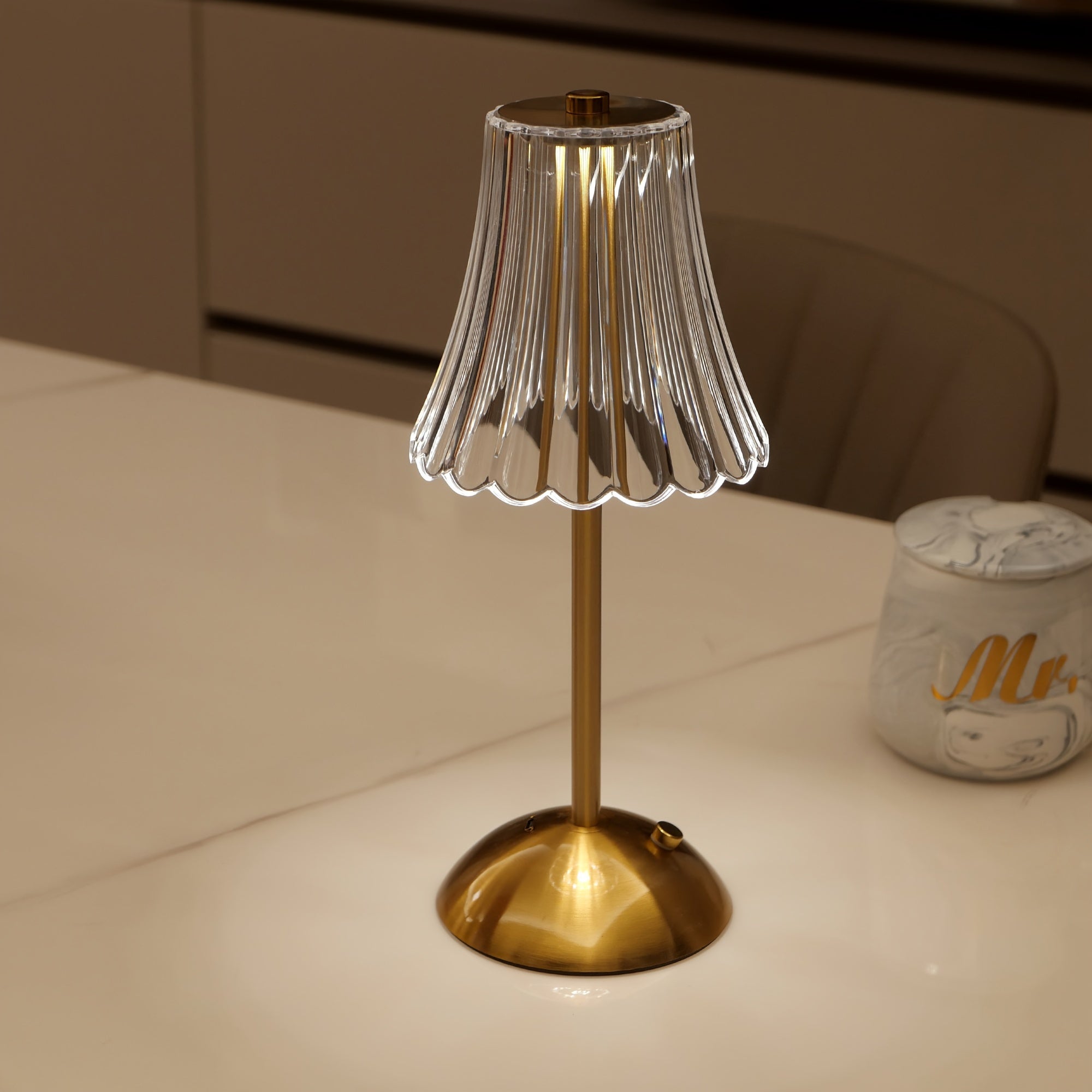 1pc Elegant Touch-Control Metal Table Lamp with USB Rechargeable Battery - Adjustable Ambient Lighting, Polished Brass Finish for Living Room, Bedroom, Study, Dining & Bar, Rechargeable Table Lamp